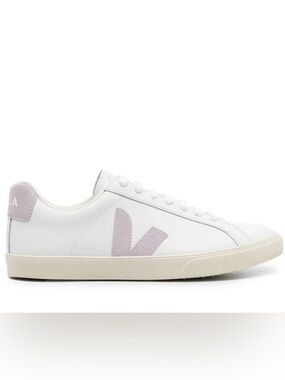 Veja Esplar Round Toe Low-Top Sneakers